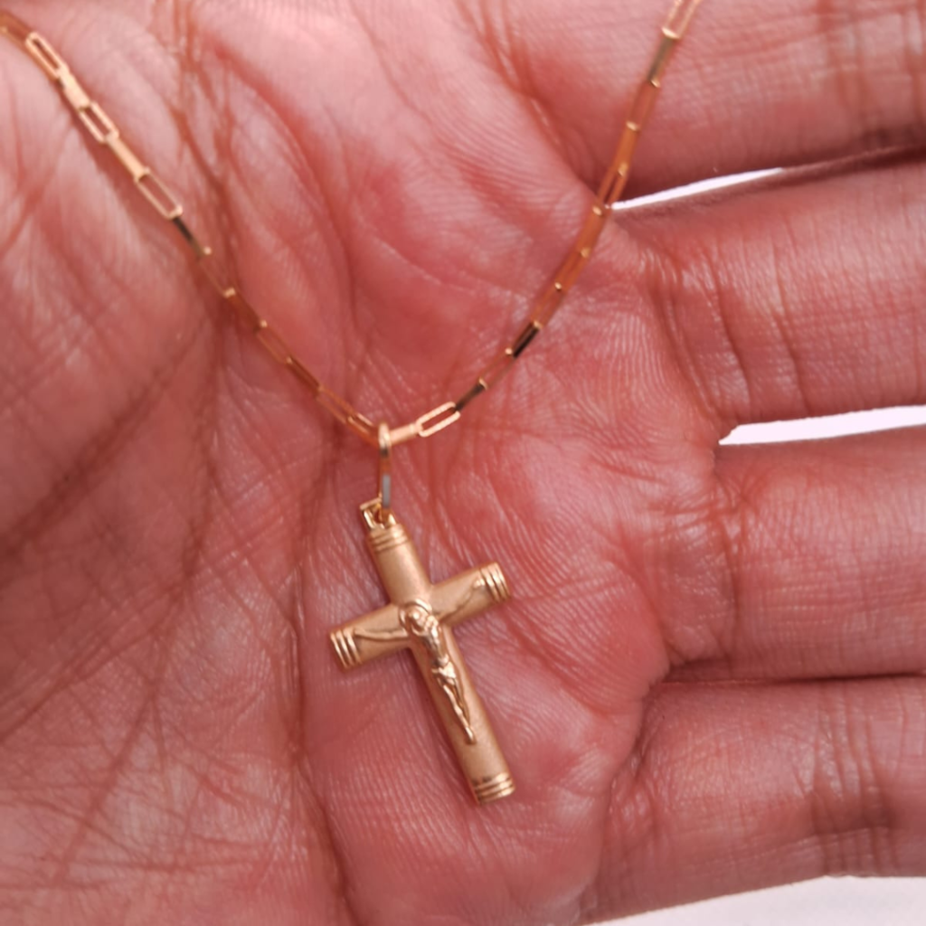 Corrente Veneziana e crucifixo em ouro 0750