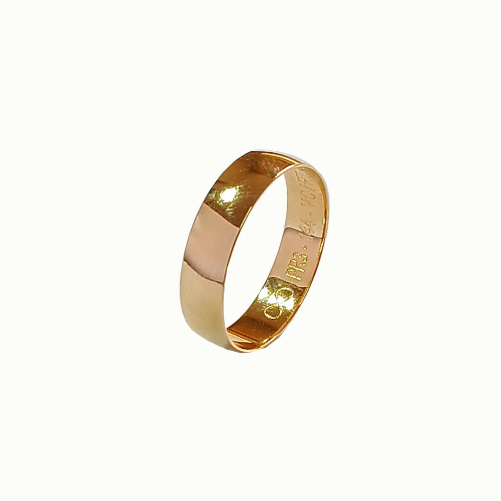 Aliança em ouro meia-cana 4mm-5gr